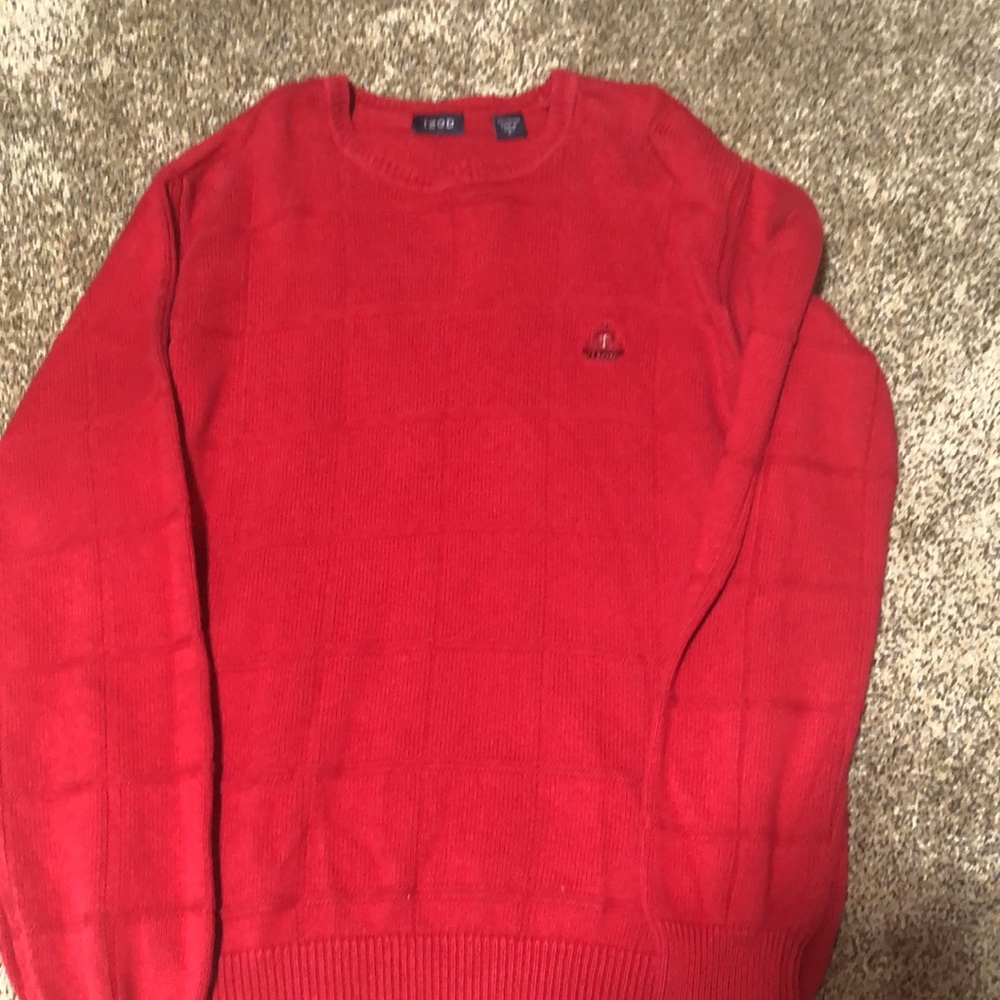 IZOD MEN’s size large red sweater 100% cotton 29”L 26” sleeve 23” p2p